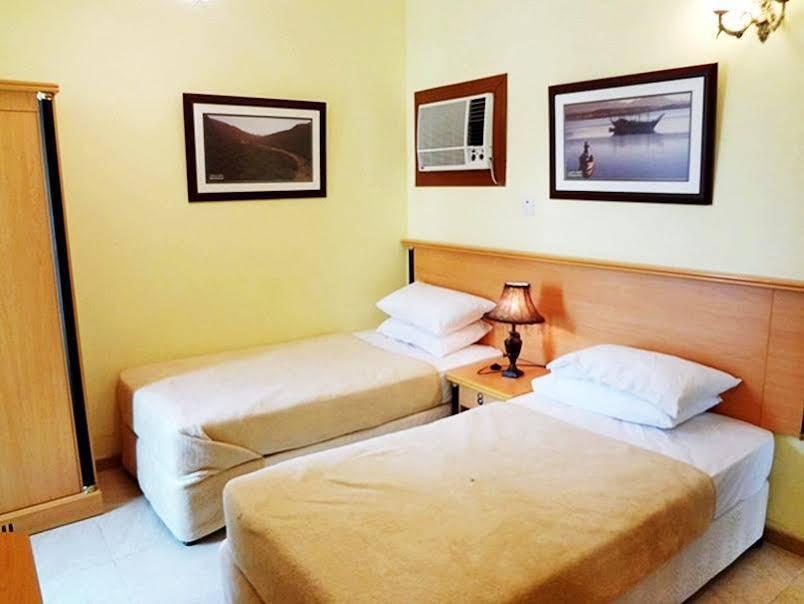Muscat International Hotel Zewnętrze zdjęcie