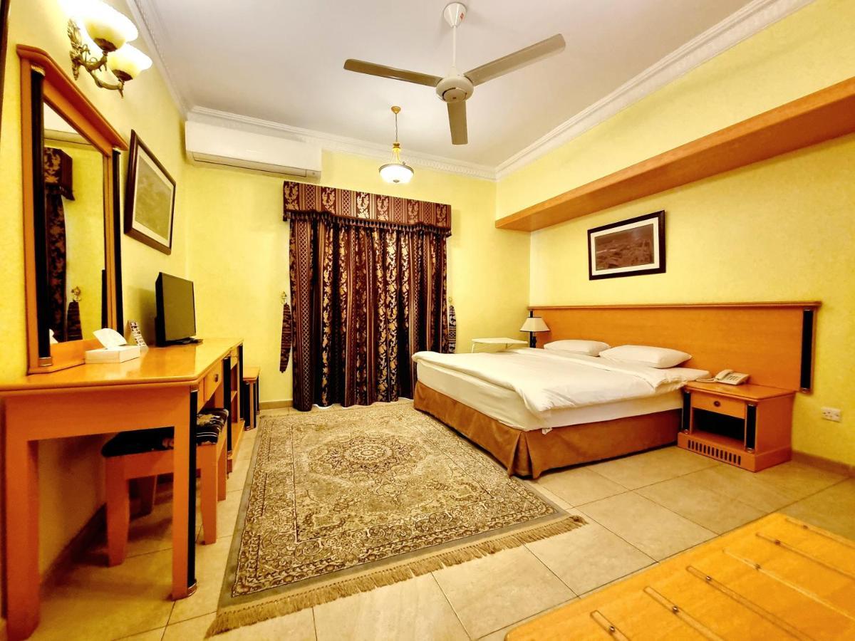 Muscat International Hotel Zewnętrze zdjęcie