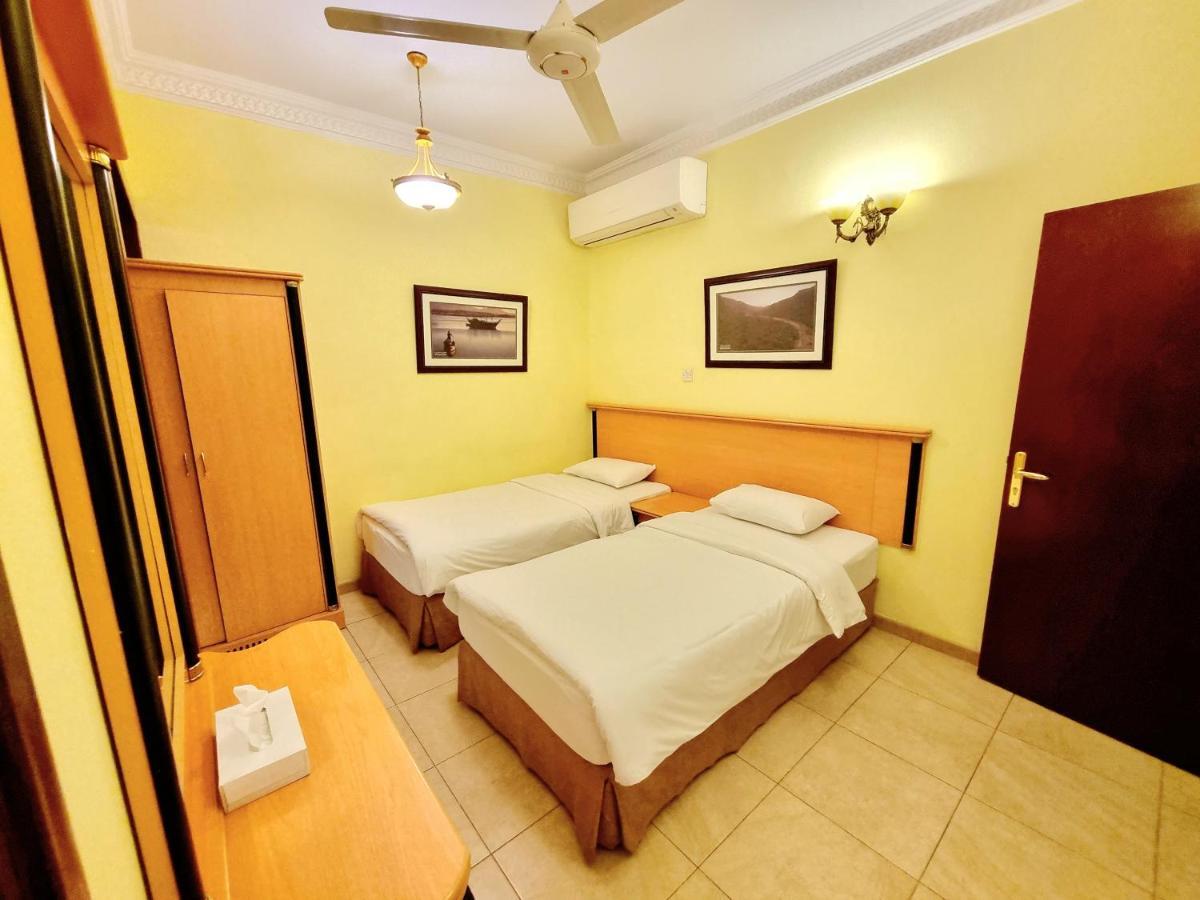 Muscat International Hotel Zewnętrze zdjęcie