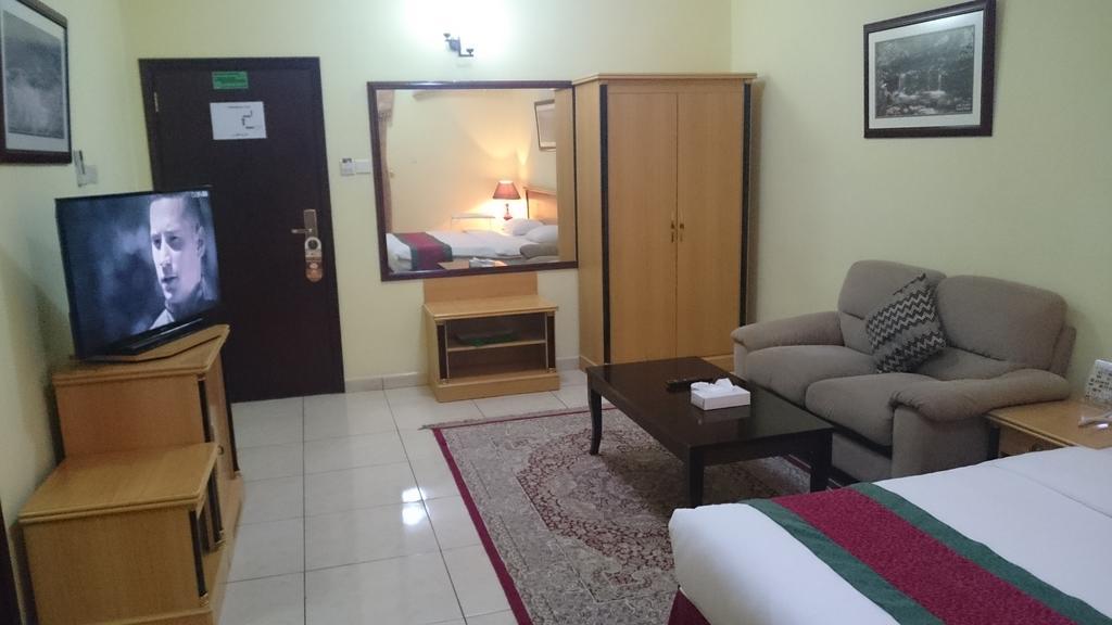 Muscat International Hotel Zewnętrze zdjęcie